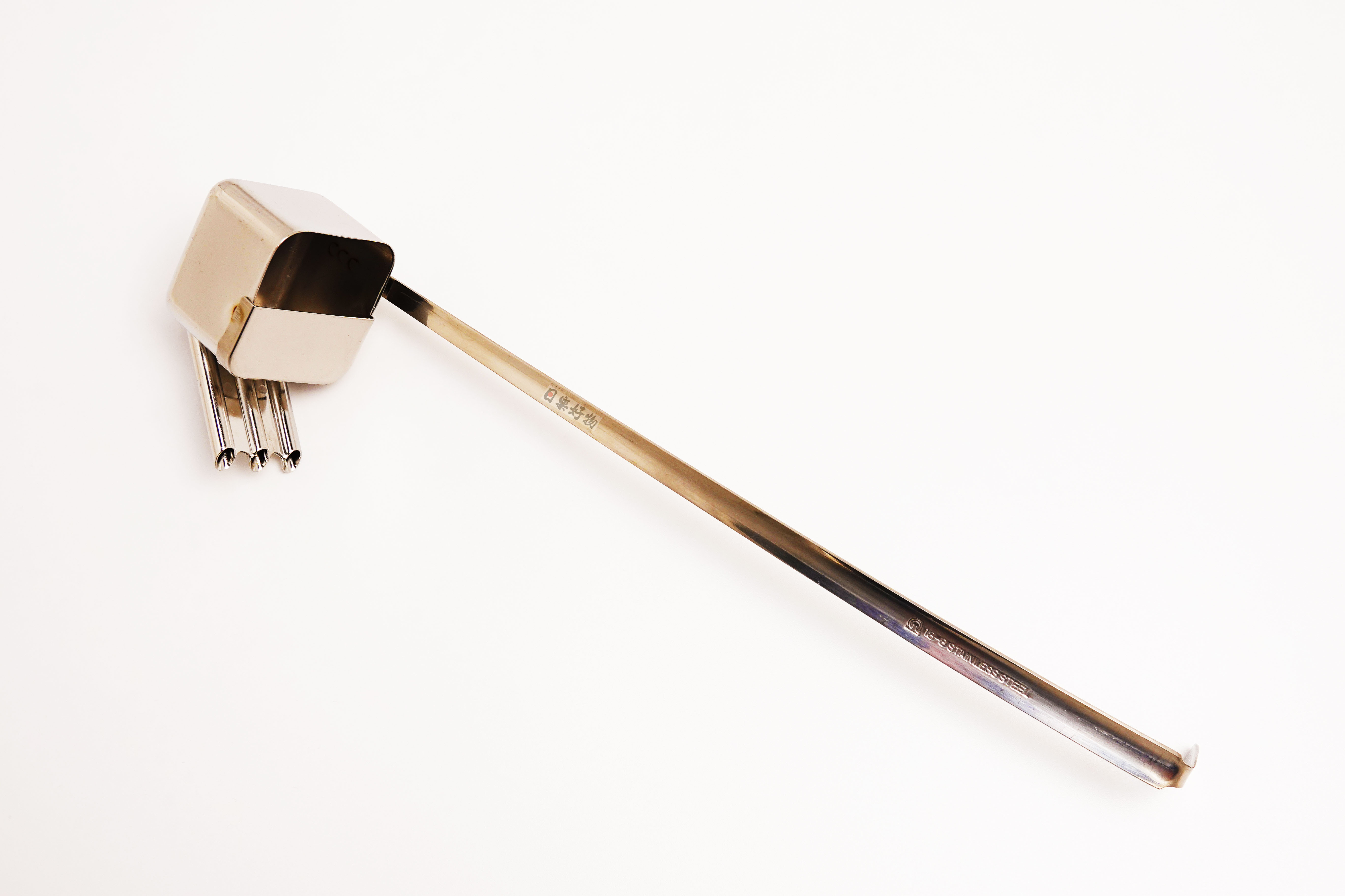 鰻魚三孔醬汁杓