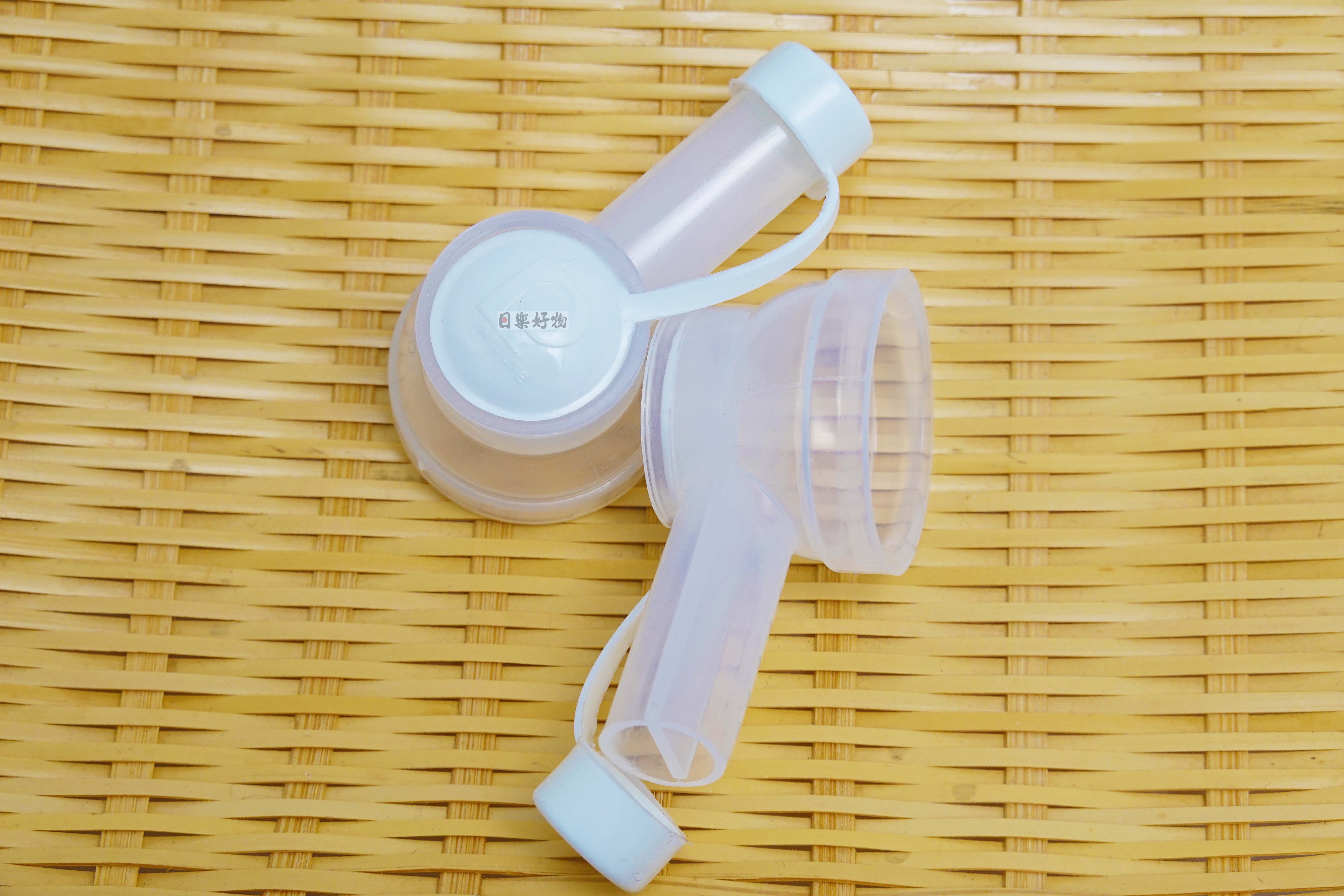 塑膠瓶嘴附蓋2入